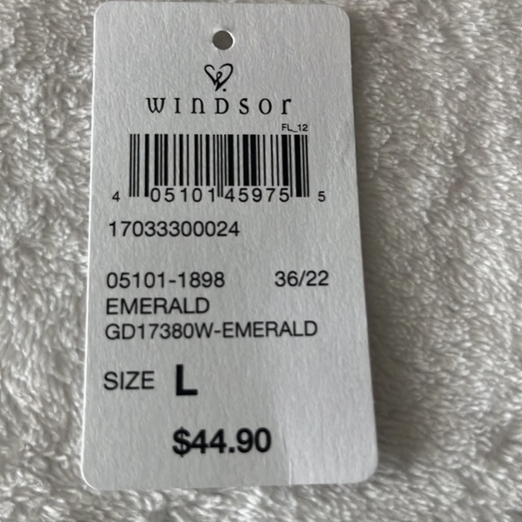 Emerald Green Satin dress size large (runs 1 size small) - Picture 8 of 8